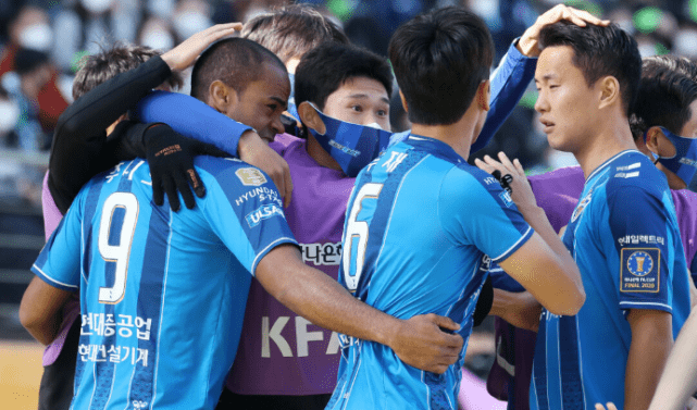 “IM电竞官网”
申花亚冠下轮遇难缠对手 其队内3名新冠阳性密切接触者已抵多哈(图4)